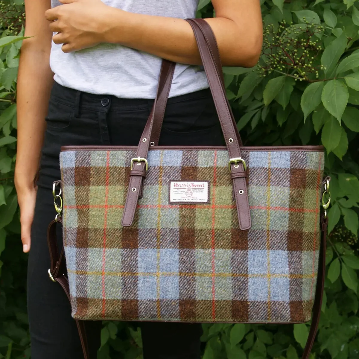 Harris Tweed Large Ladies Tote Bag by Glen Appin – Authentic Scottish Wool - Image 3 | Caelmoon