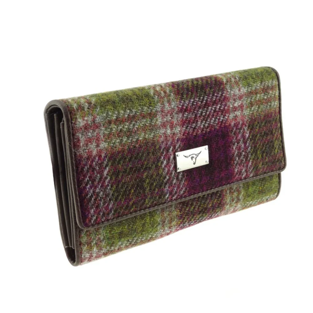 Harris Tweed Tartan Purse with ID Window – Zip Wallet with Card Slots & Coin Pouch - Image 6 | Caelmoon