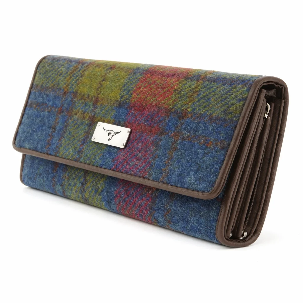 Harris Tweed Tartan Purse with ID Window – Zip Wallet with Card Slots & Coin Pouch - Image 7 | Caelmoon