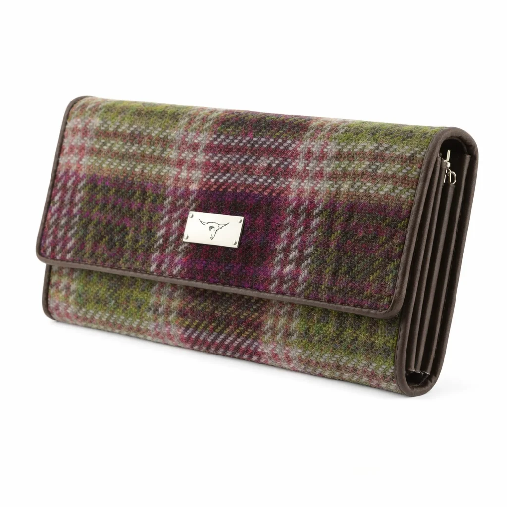 Harris Tweed Tartan Purse with ID Window – Zip Wallet with Card Slots & Coin Pouch - Image 8 | Caelmoon