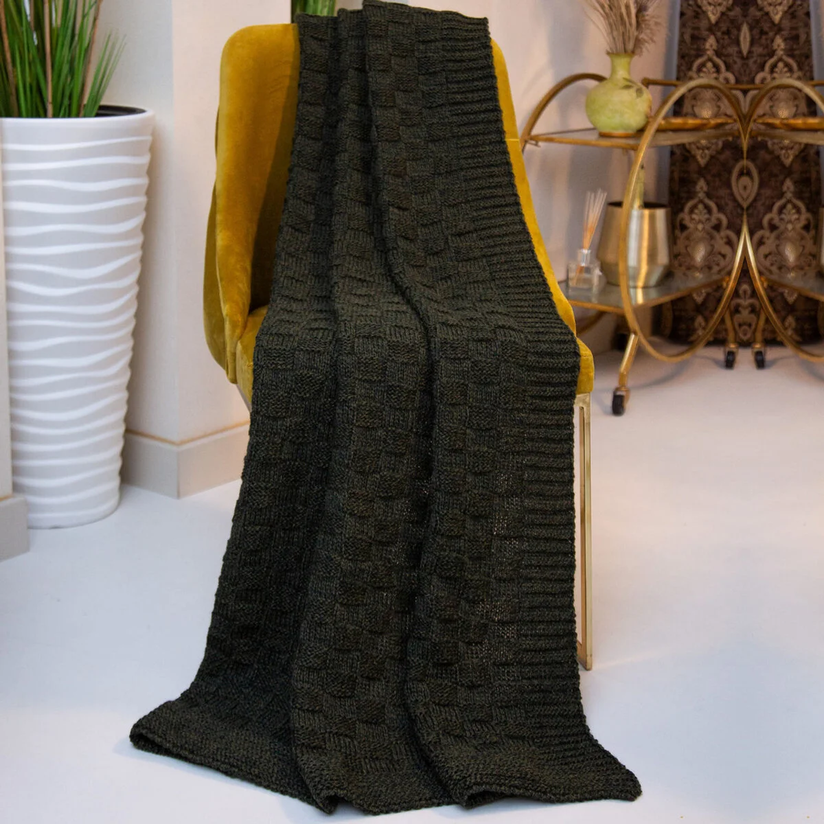 Irish Fisherman Aran Wool Throw Blanket – Basket Stitch Celtic Decor - Knitwear | Caelmoon